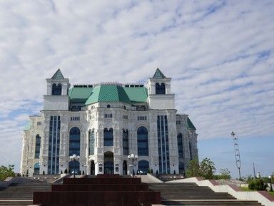 Здание оперного театра